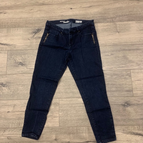 Insider Dark-wash Cropped Jeans - Picture 2 of 4